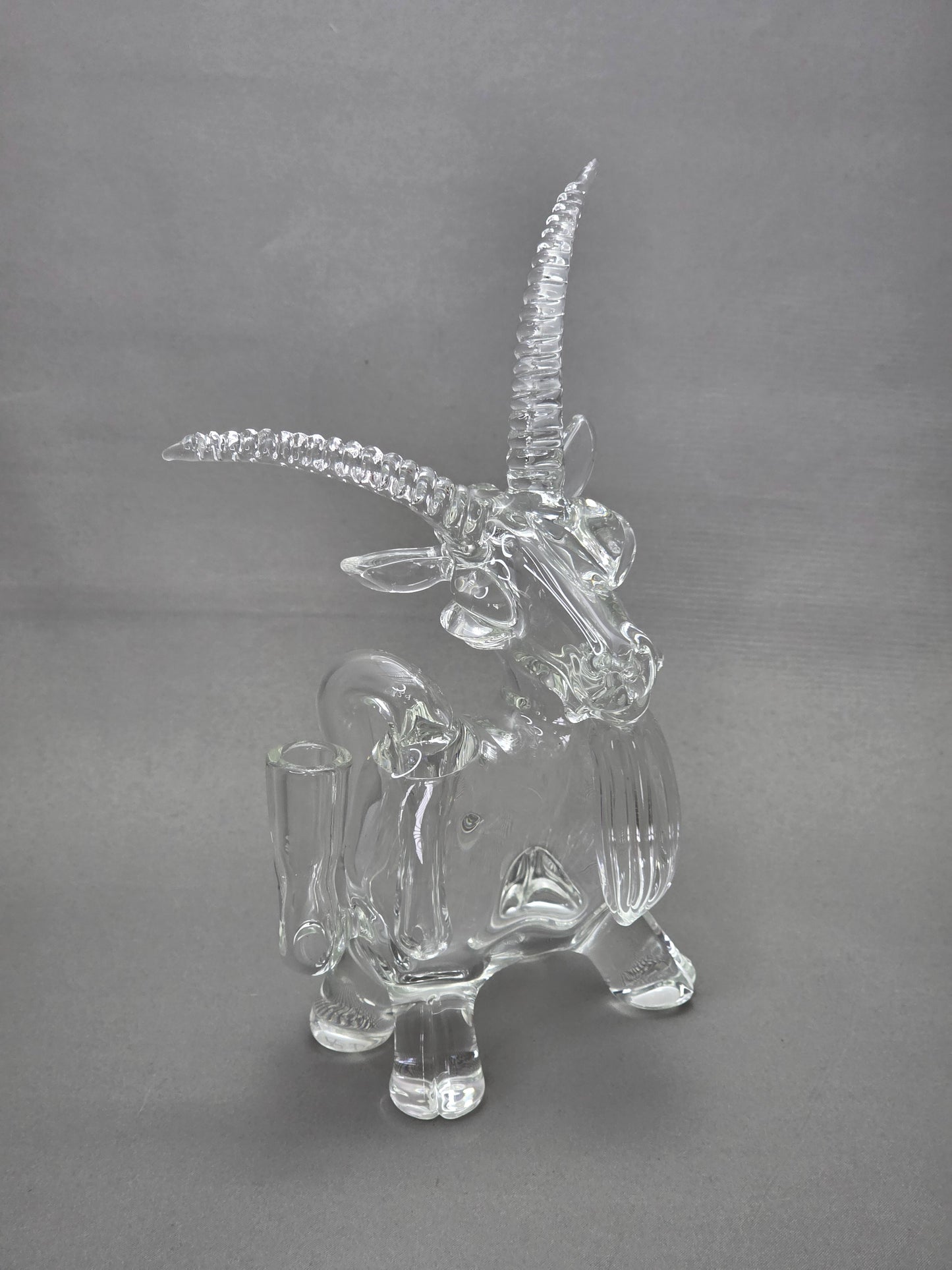 Robertson Glass Rig. Clear Goat glass rig on a white background 