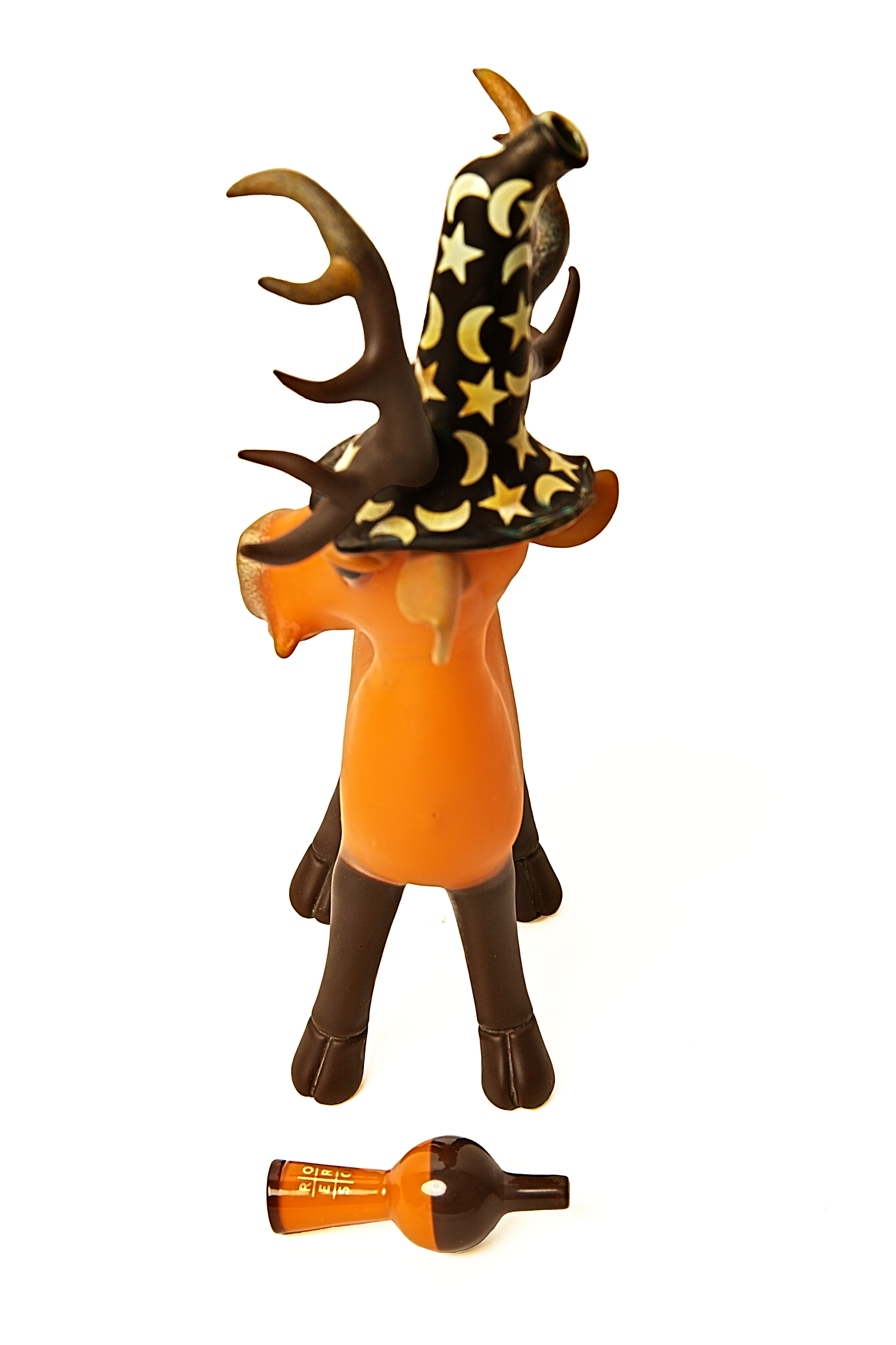 Robertson Glass rig. figure of a deer with a patriotic hat on a white background
